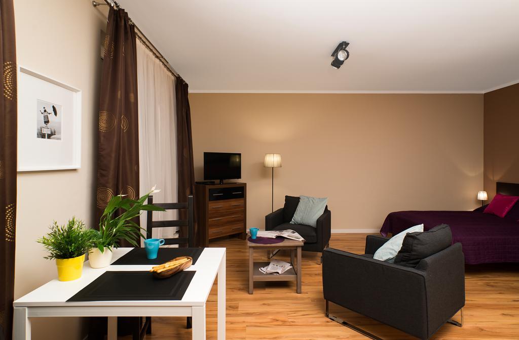 Apartamenty Tww Ochota Βαρσοβία Δωμάτιο φωτογραφία