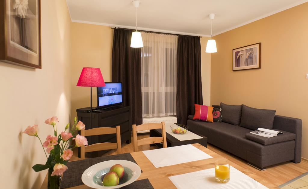 Apartamenty Tww Ochota Βαρσοβία Δωμάτιο φωτογραφία
