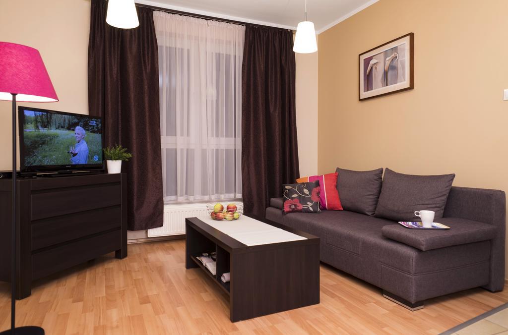 Apartamenty Tww Ochota Βαρσοβία Δωμάτιο φωτογραφία